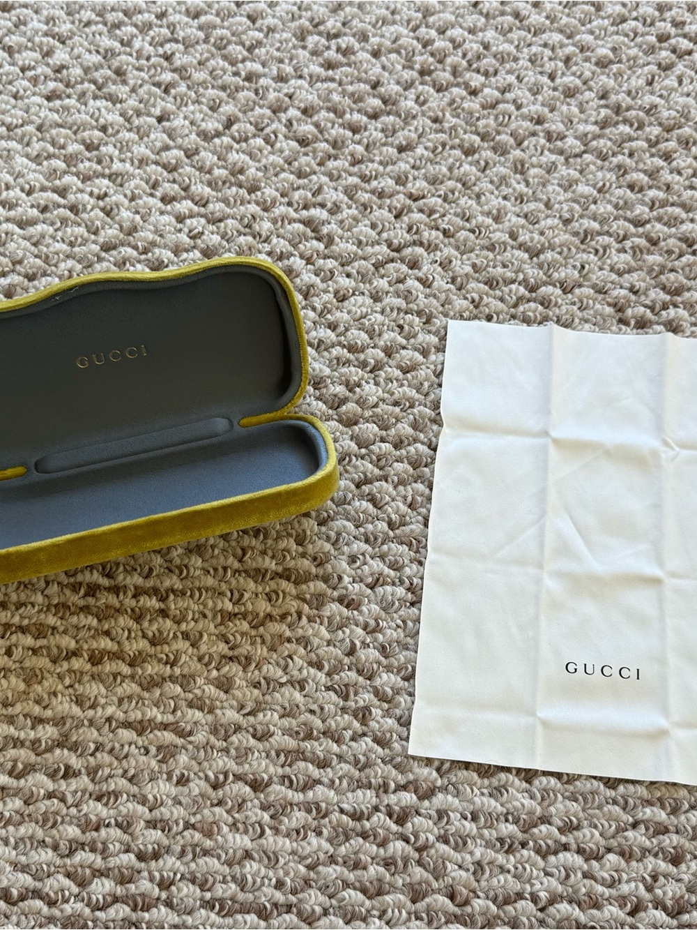 Gucci Round Frame Sunglasses - Picture 7 of 8